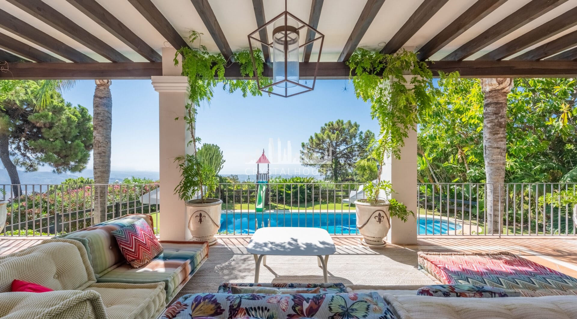 Wonderful villa in La Zagaleta, with sea views and an indoor swimming pool and SPA!