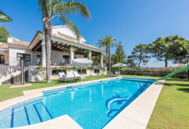 Wonderful villa in La Zagaleta, with sea views and an indoor swimming pool and SPA!
