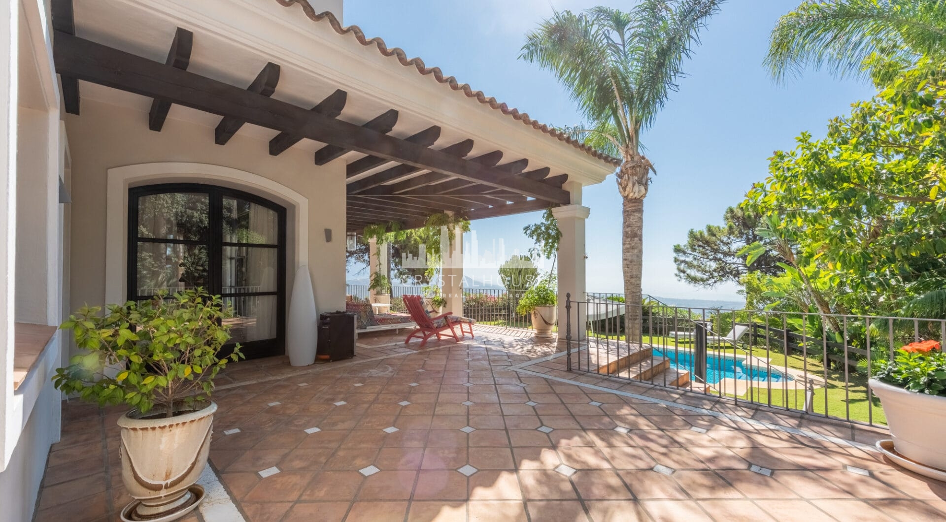 Wonderful villa in La Zagaleta, with sea views and an indoor swimming pool and SPA!
