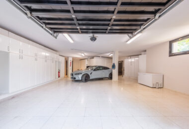 Wonderful villa in La Zagaleta, with sea views and an indoor swimming pool and SPA!