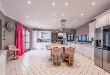 Wonderful villa in La Zagaleta, with sea views and an indoor swimming pool and SPA!
