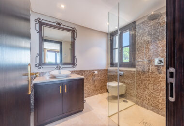Wonderful villa in La Zagaleta, with sea views and an indoor swimming pool and SPA!