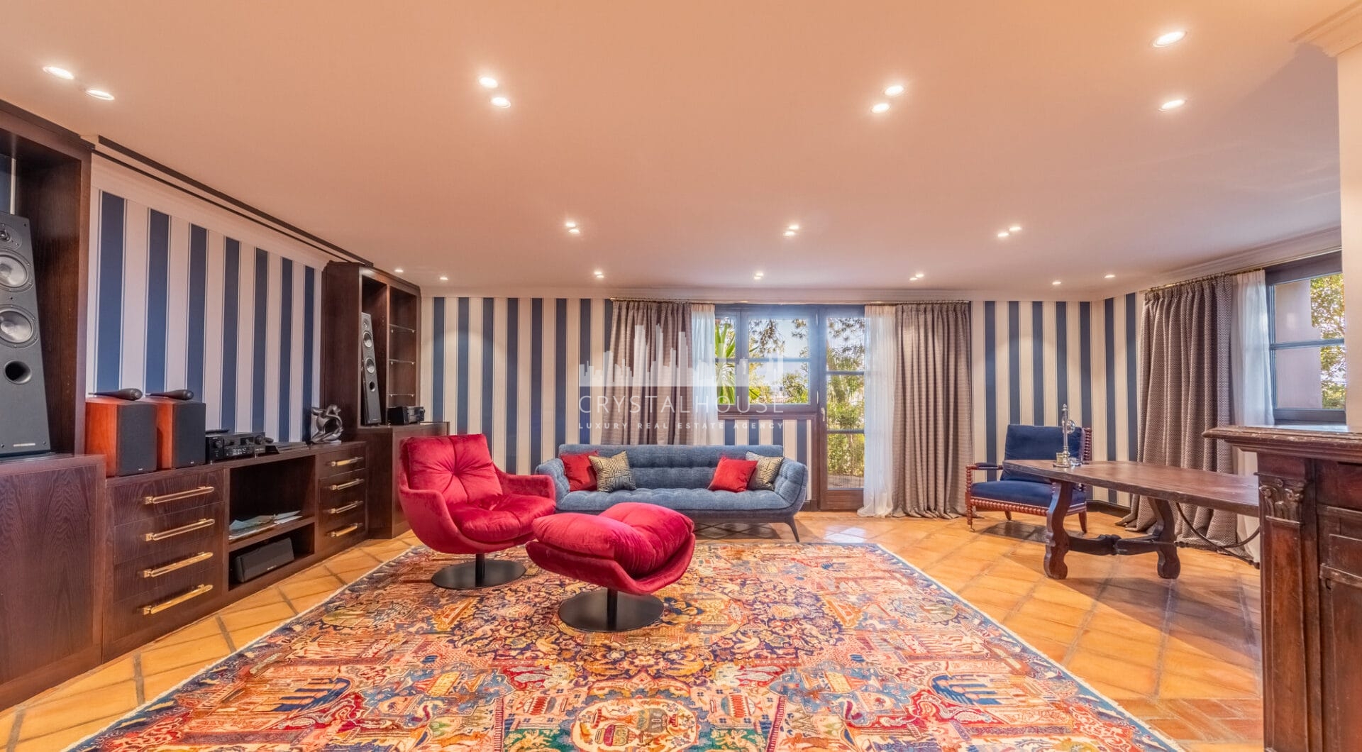 Wonderful villa in La Zagaleta, with sea views and an indoor swimming pool and SPA!
