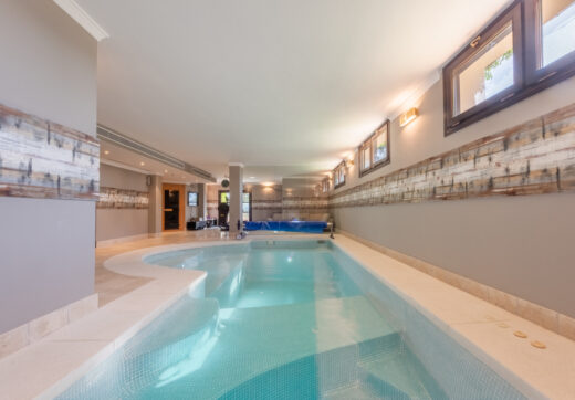 Wonderful villa in La Zagaleta, with sea views and an indoor swimming pool and SPA!