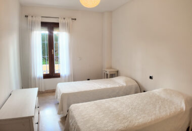 Charming 3-Bedroom Apartment in a Peaceful Gated Community in Nagüeles