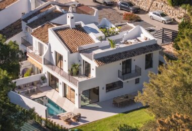 Semi-detached villa in Peñablanca, Nueva Andalucía