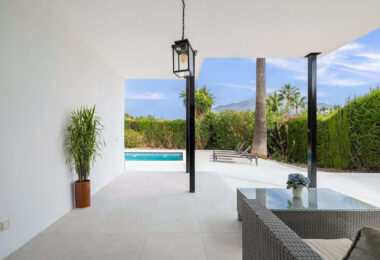 Exquisite Andalusian Villa in Los Naranjos Hill Club
