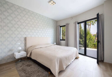 Exquisite Andalusian Villa in Los Naranjos Hill Club