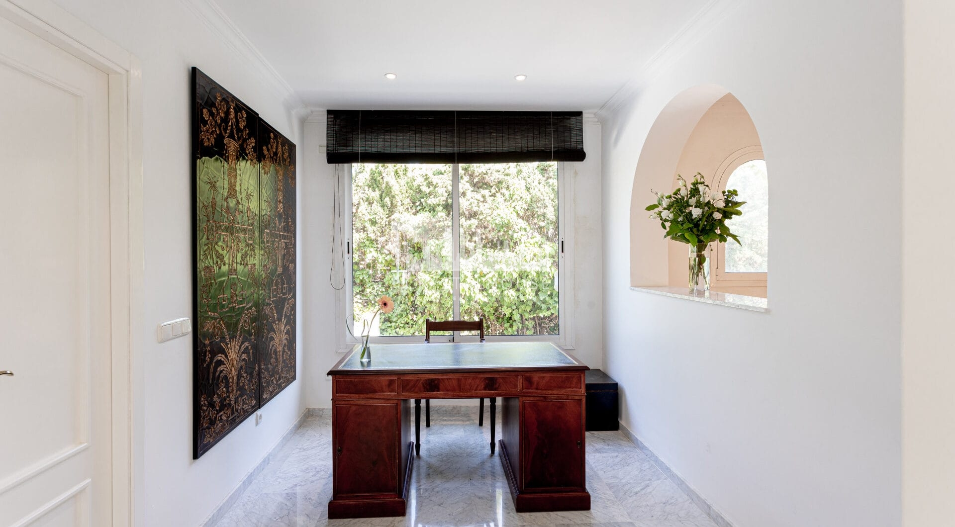 Luxury 5-bedroom villa in Los Monteros beach (Marbella) – steps from the sea with private pool