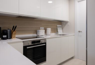 Apartments with 4 bedrooms, a garden, and a terrace.