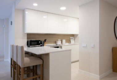 Apartments with 4 bedrooms, a garden, and a terrace.