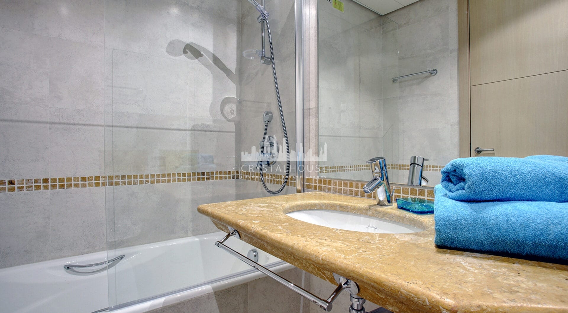 Exquisite Penthouse in Ribera del Marlin, Sotogrande Marina