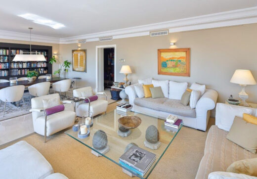 Luxury Penthouse with Stunning Marina and Sea Views in Sotogrande