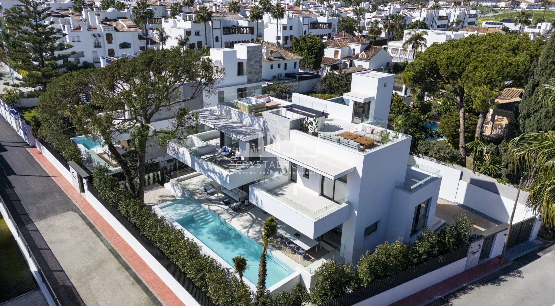 Los Angeles 185 – Contemporary Beachside Villa