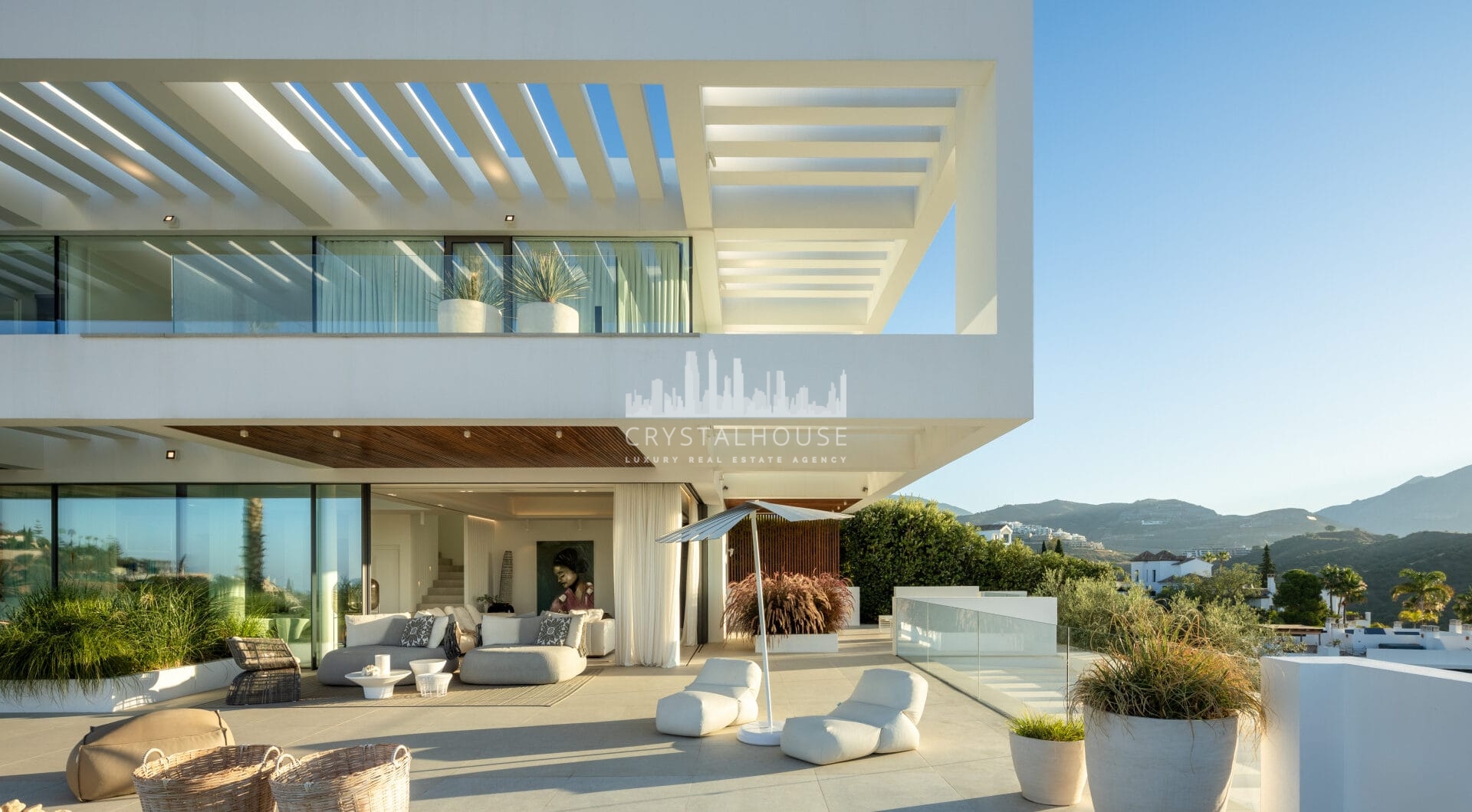 LUXURY VILLA MIKA