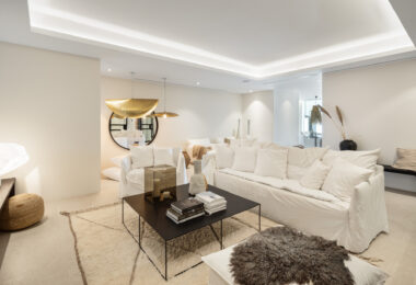 LUXURY VILLA MIKA