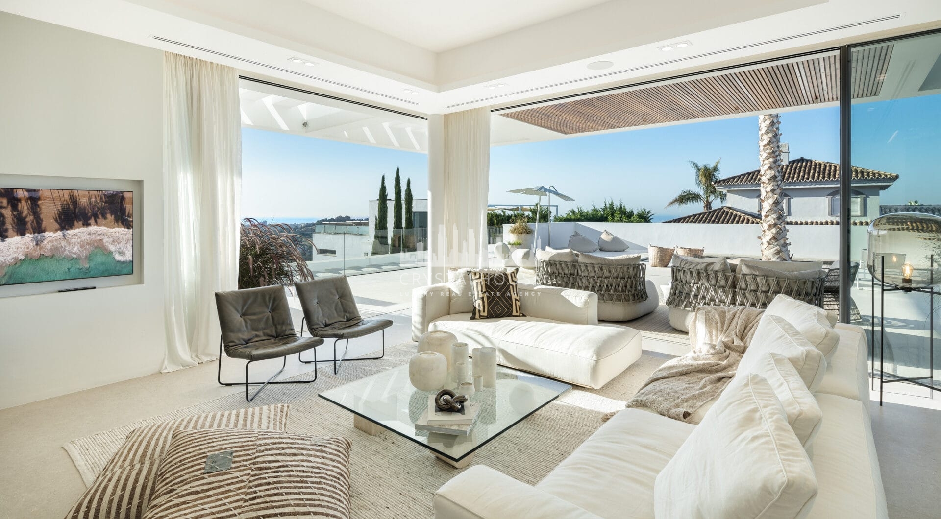 LUXURY VILLA MIKA
