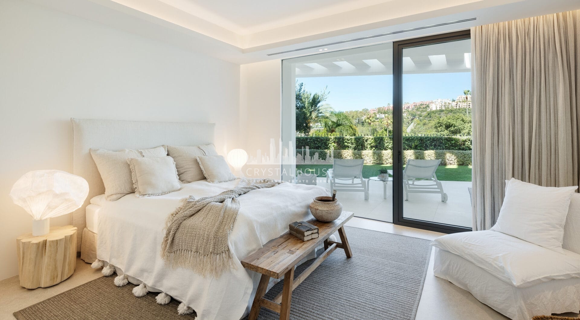 LUXURY VILLA MIKA