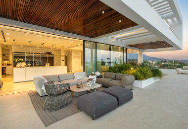LUXURY VILLA MIKA