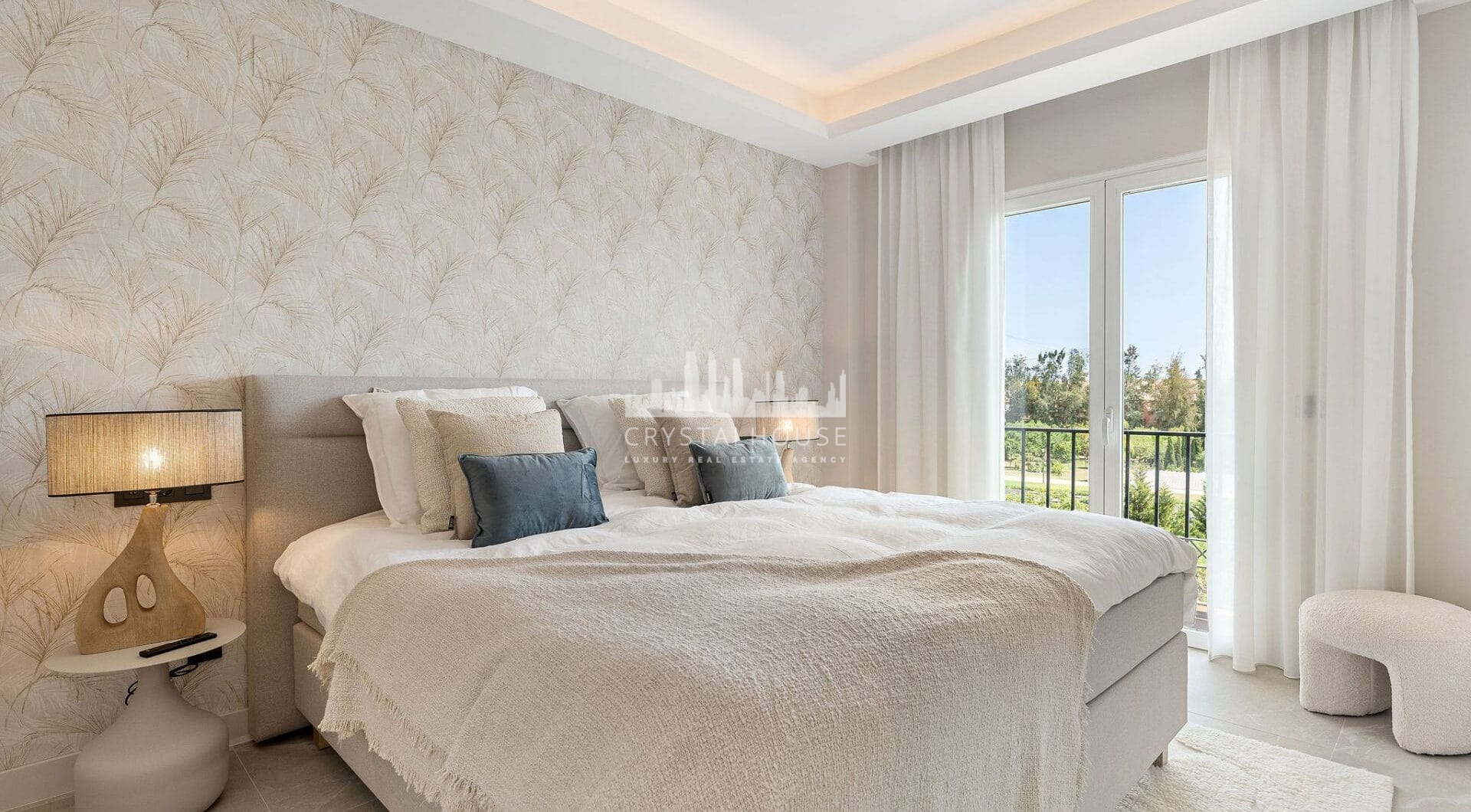 Penthouse Lira Nueva Andalucia