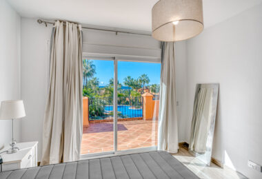 Incredible four bedroom, south west facing townhouse in the gated community, Paraiso Bellevue