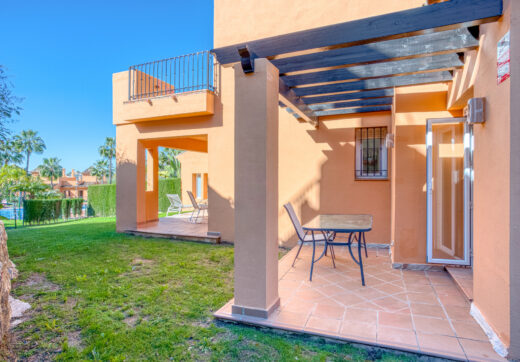 Incredible four bedroom, south west facing townhouse in the gated community, Paraiso Bellevue
