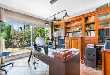 Excellent four bedroom south facing villa in a residential area of Guadalmina Alta - with partial sea views