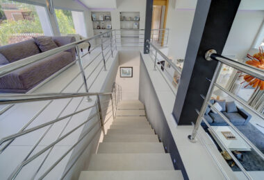 Stunning five-bedroom villa in the exclusive Golf Valley of Nueva Andalucia, Marbella