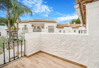 Impeccably reformed two bedroom townhouse located in a residential area of El Paraiso, Estepona