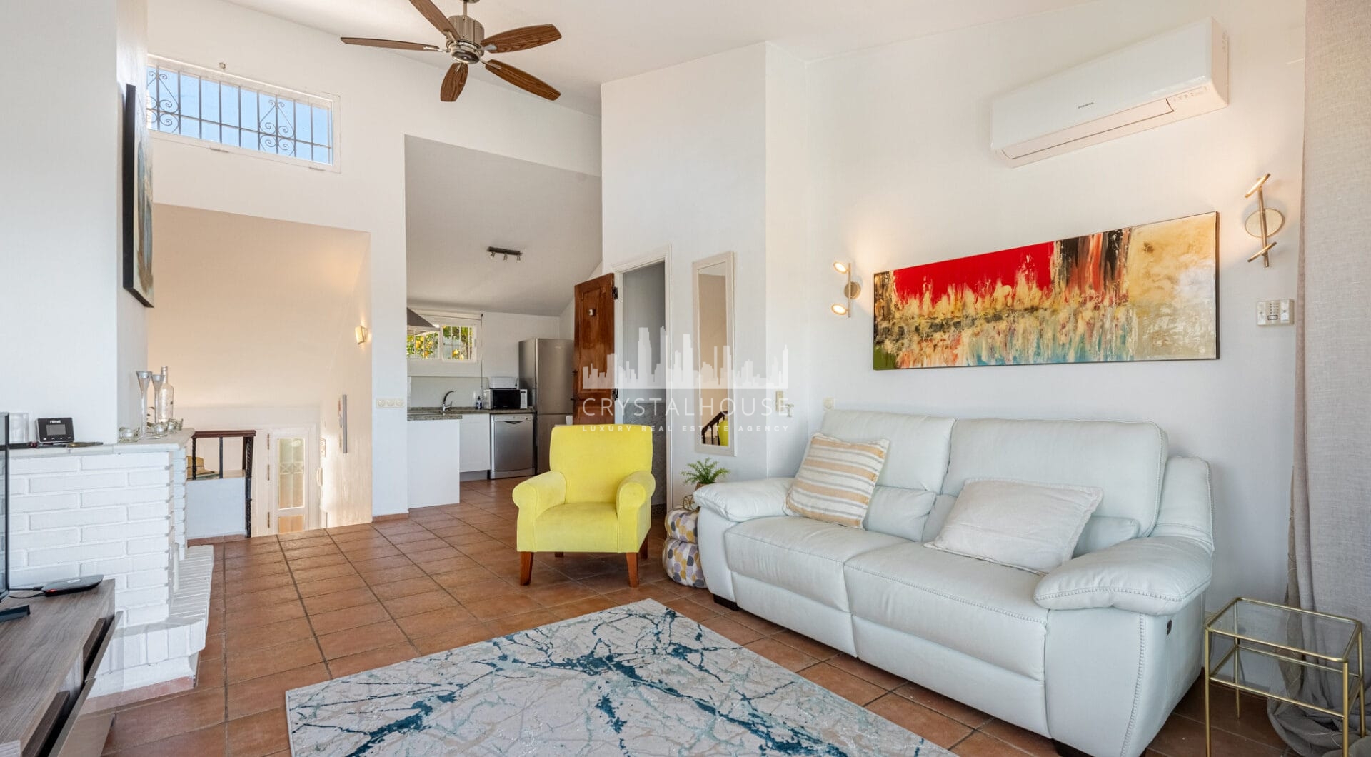 Charming townhouse with sea and mountain views near Atalaya Golf!
