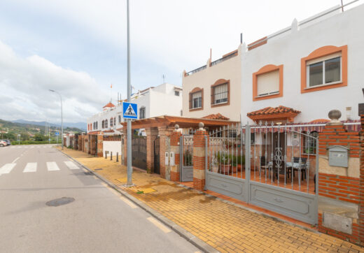 Townhouse in Urb. Bello Horizonte, Estepona