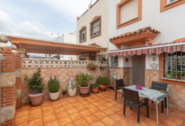 Townhouse in Urb. Bello Horizonte, Estepona