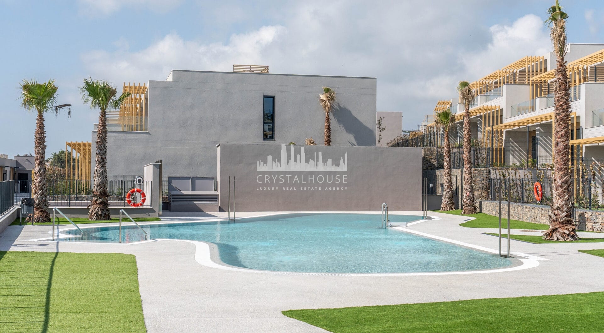 Brand new Townhouse in El Chaparral with sea views