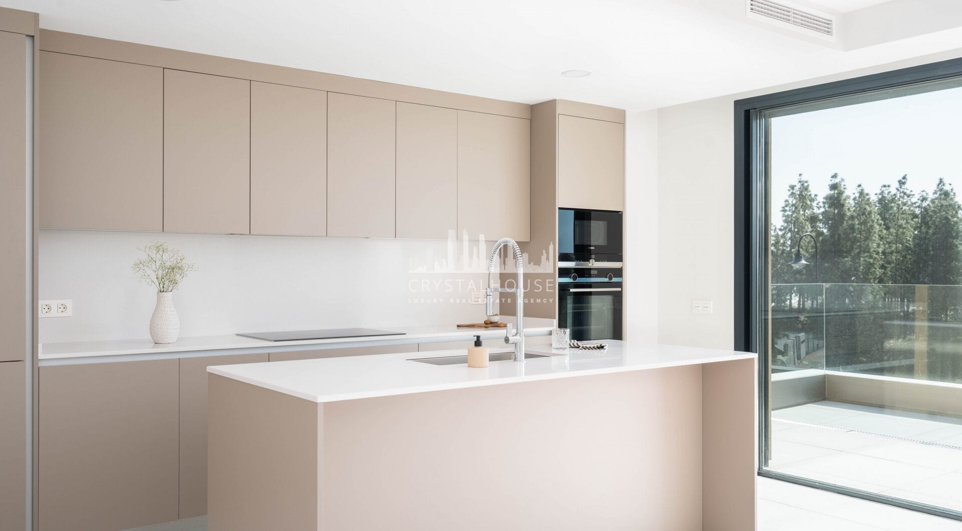 Brand new Townhouse in El Chaparral with sea views