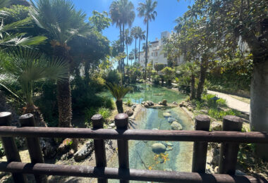 Spacious and bright one bedroom apartment for sale in Costalita, Estepona