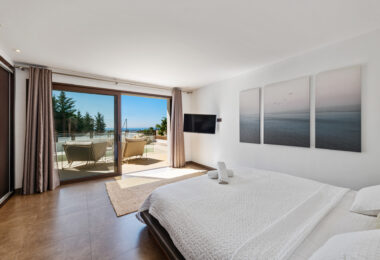 Casa Leon - Frontline Golf Villa, Panoramic Sea Views, La Alqueria