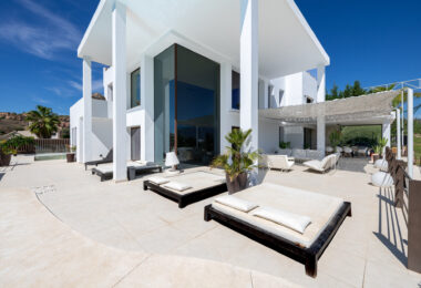 Casa Leon - Frontline Golf Villa, Panoramic Sea Views, La Alqueria