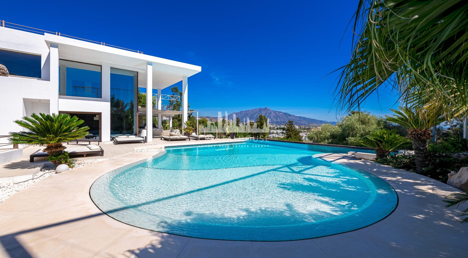 Casa Leon - Frontline Golf Villa, Panoramic Sea Views, La Alqueria