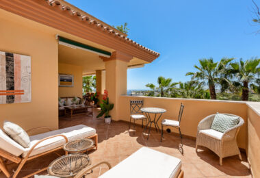 Sea View Apartment, Cumbres del Rodeo, Nueva Andalucía
