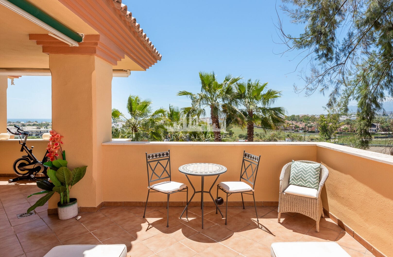Sea View Apartment, Cumbres del Rodeo, Nueva Andalucía