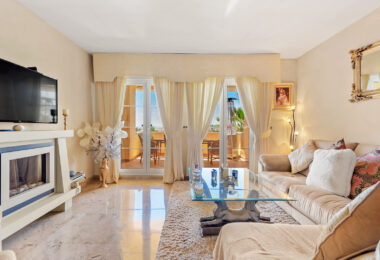 Sea View Apartment, Cumbres del Rodeo, Nueva Andalucía