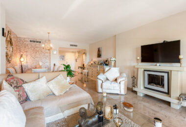 Sea View Apartment, Cumbres del Rodeo, Nueva Andalucía