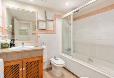 Sea View Apartment, Cumbres del Rodeo, Nueva Andalucía
