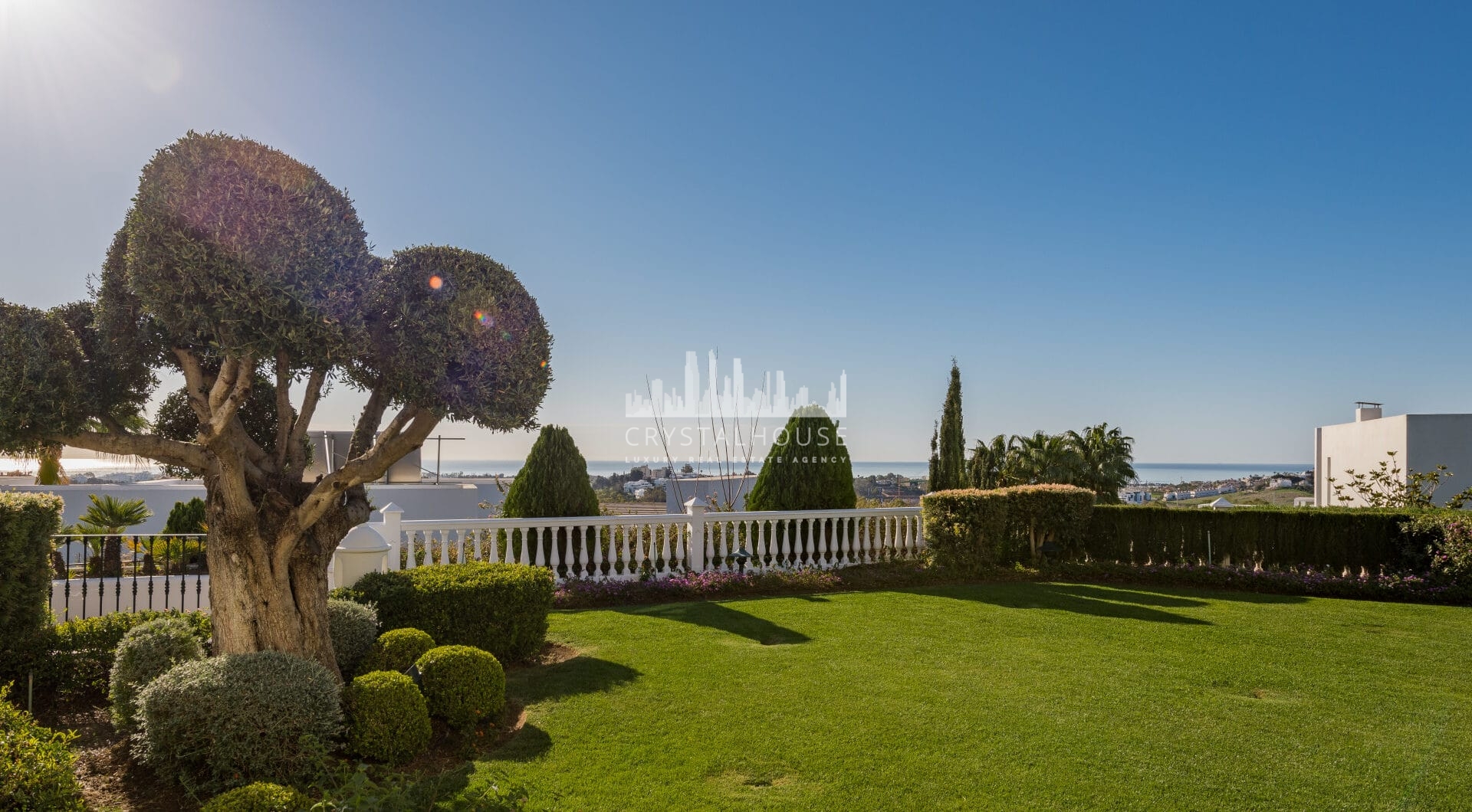 Villa Haveli - Traditional Villa with Sea Views in Fantastic Location