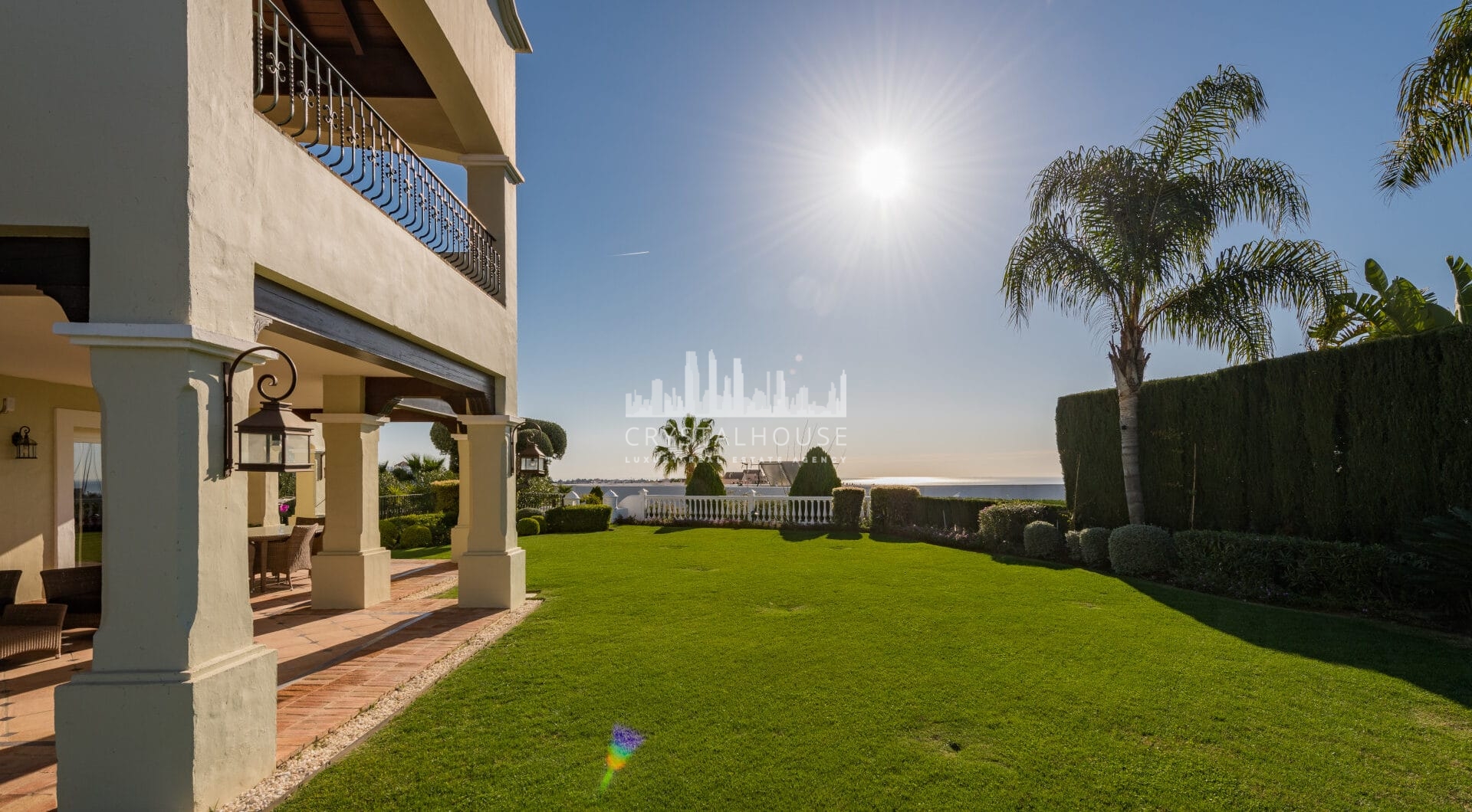 Villa Haveli - Traditional Villa with Sea Views in Fantastic Location