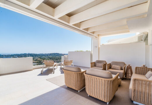 STUNNING APARTMENT IN MARBELLA