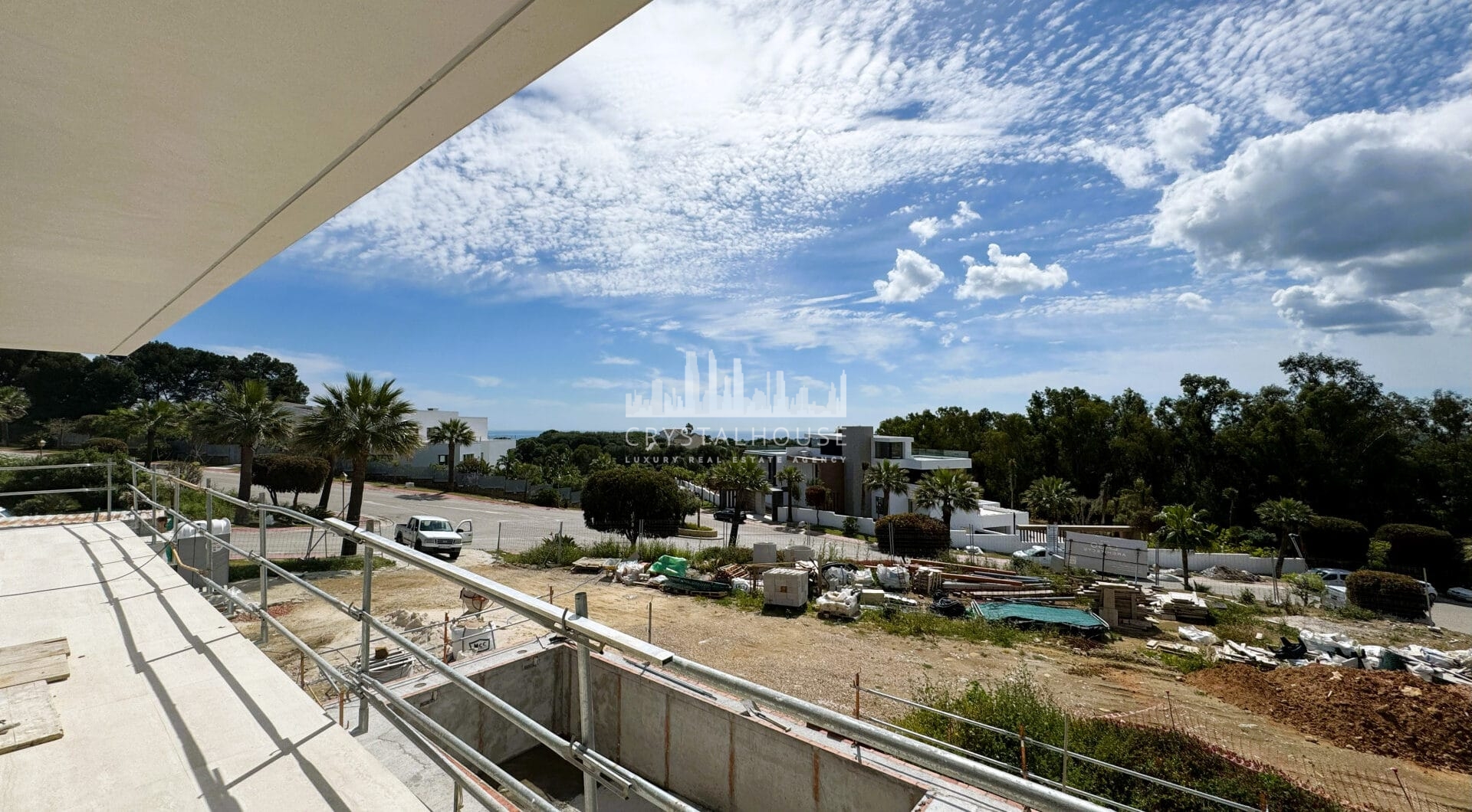 Villa Ebony : Luxury South-Facing Villa in La Reserva, Sotogrande