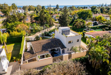 Discover Villa Keeya: A Japanese-Inspired Refuge in Cortijo Blanco