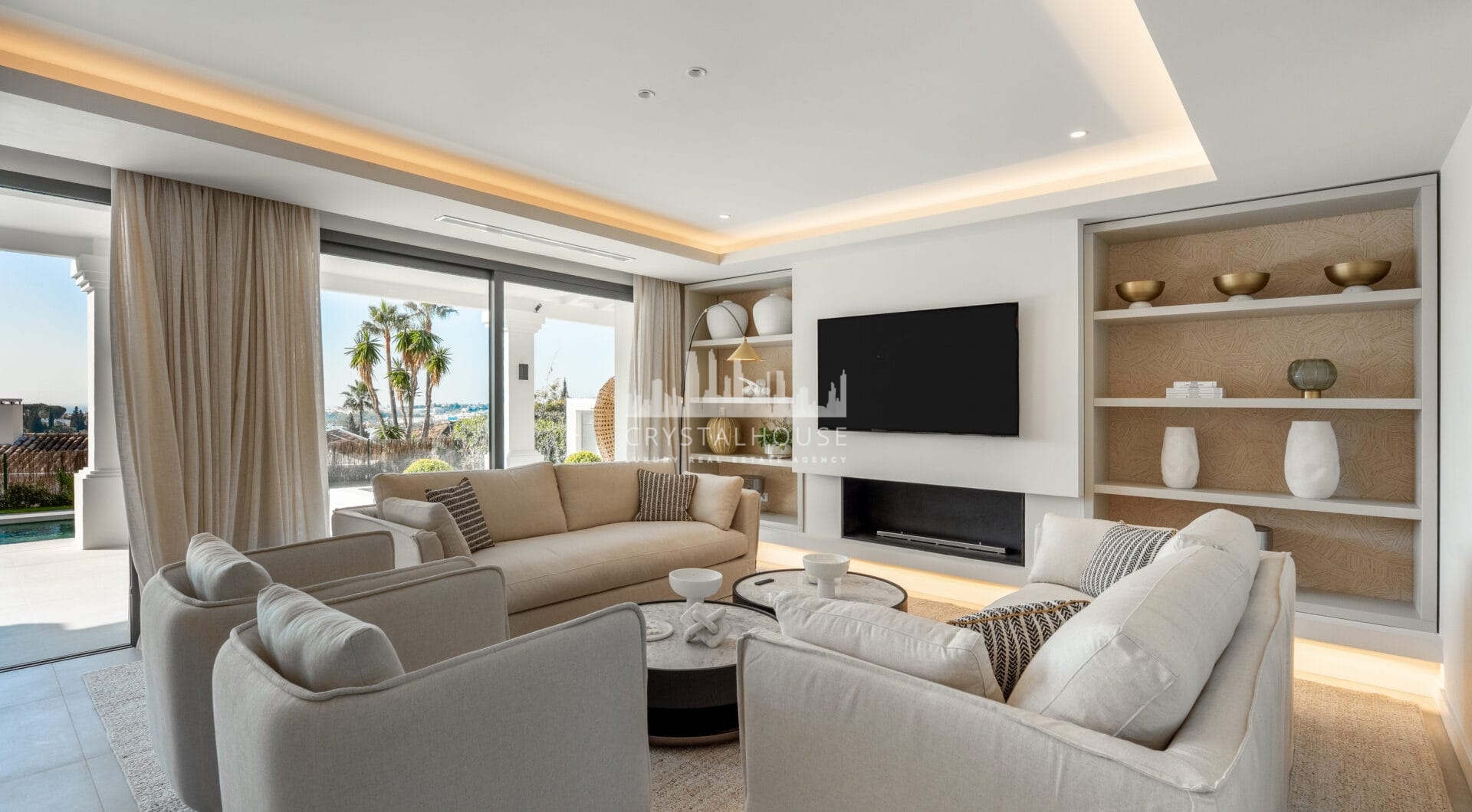 Luxury 5-Bedroom Villa with Panoramic Sea &amp; Golf Views in Nueva Andalucia, Marbella