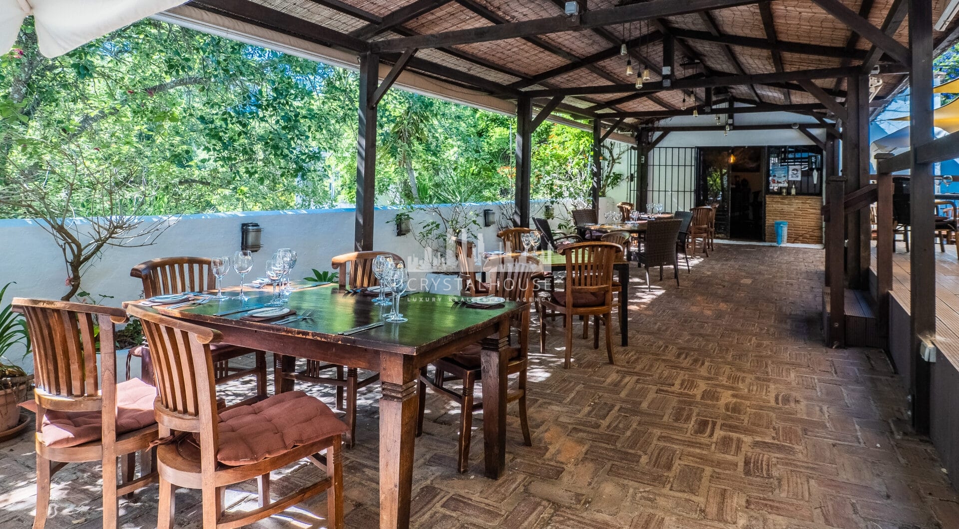 Charming and picturesque country house with swimming pool, located close to the village of Casares.